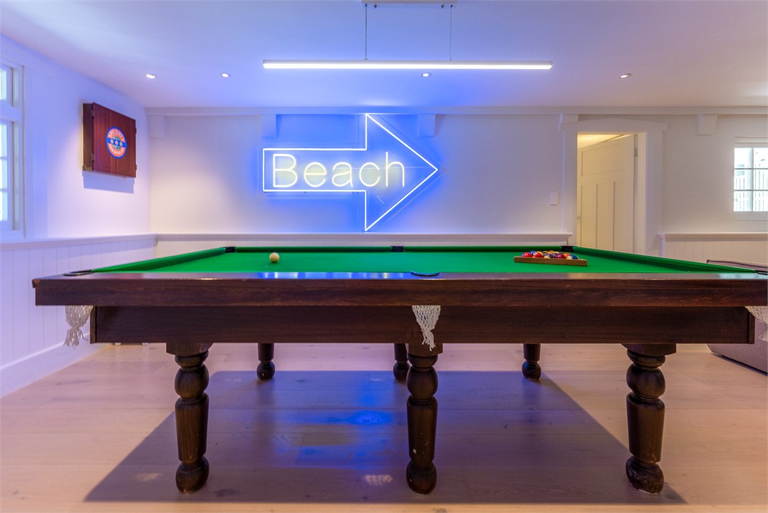 Pool room
