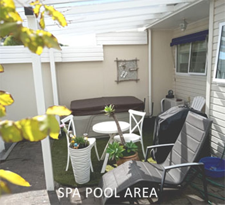 Spa Pool area - very private