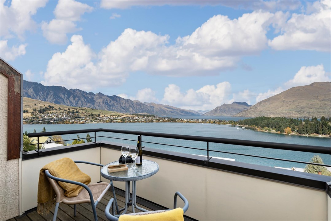 The view encompasses a stunning panorama