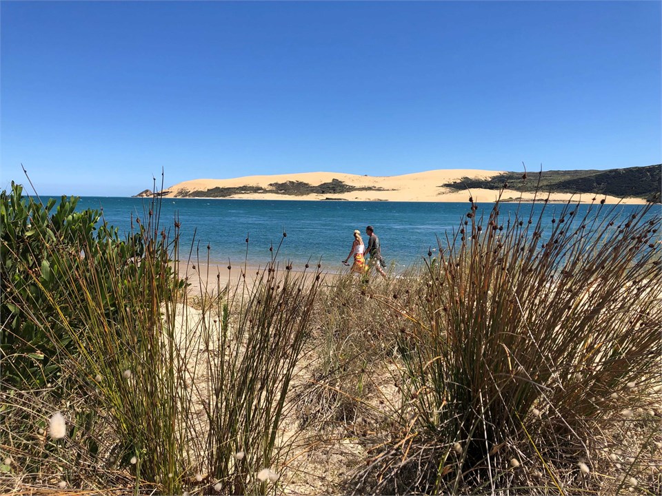 Glorious beach walks to pubs and cafes