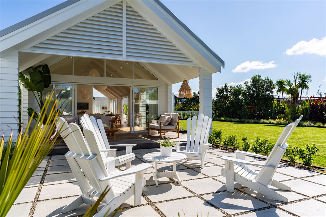 Covered outdoor living