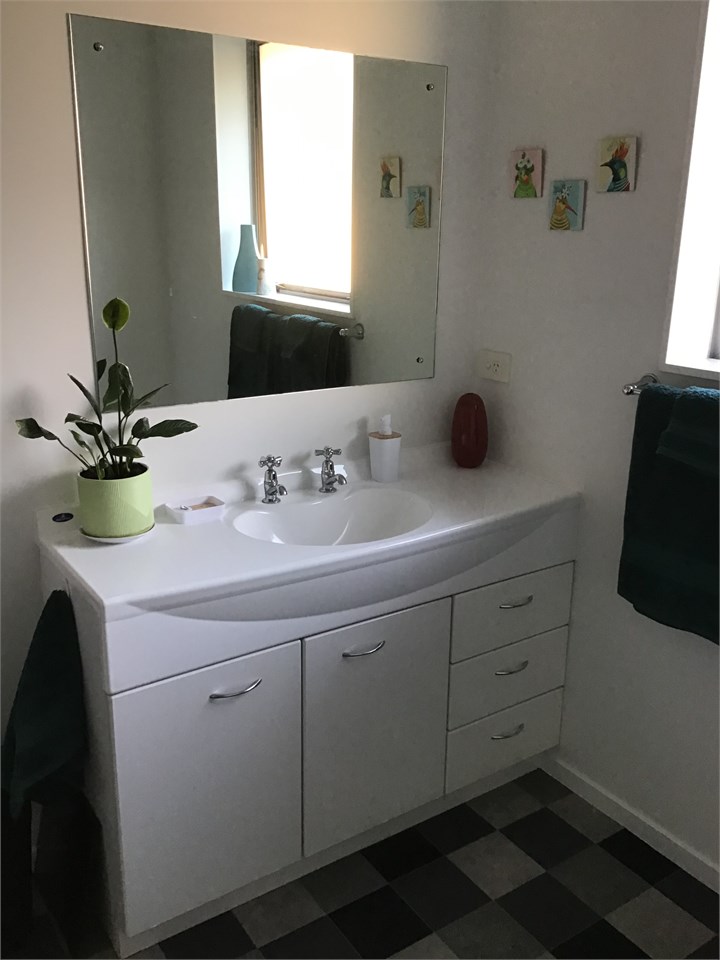 Main bathroom