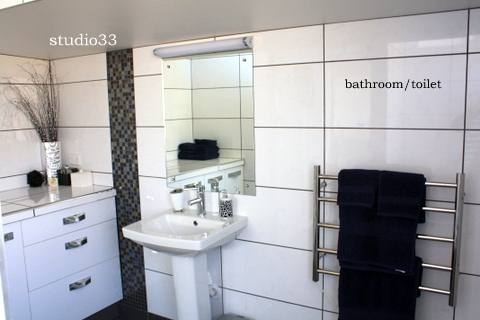 Very spacious bathroom with heated floors!