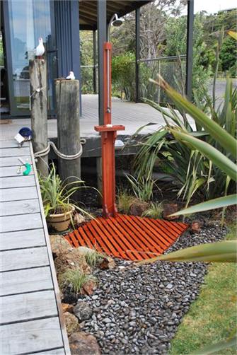 Out door shower - Great for after a swim