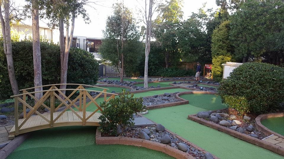 Mini Putt