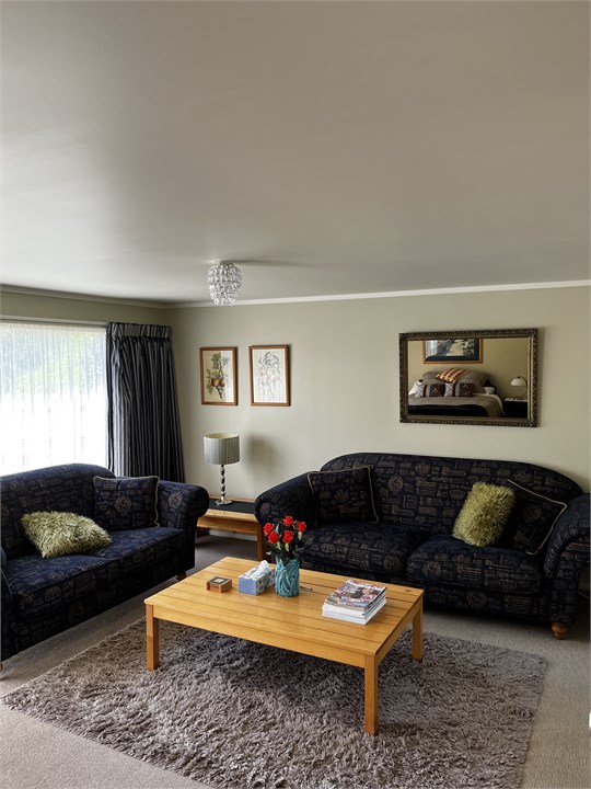 2nd Lounge in Master