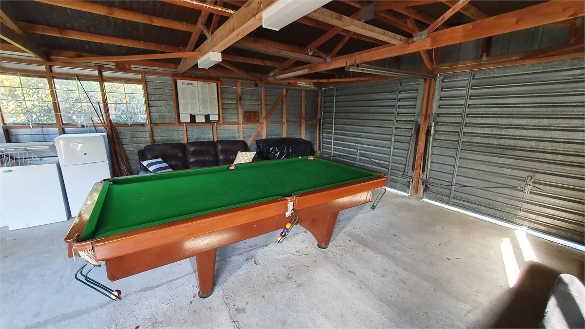 GAMES ROOM