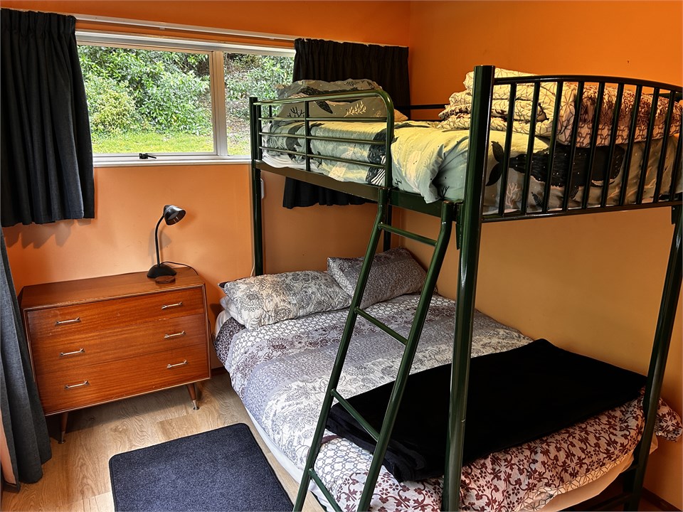 bedroom 3 double and single on top