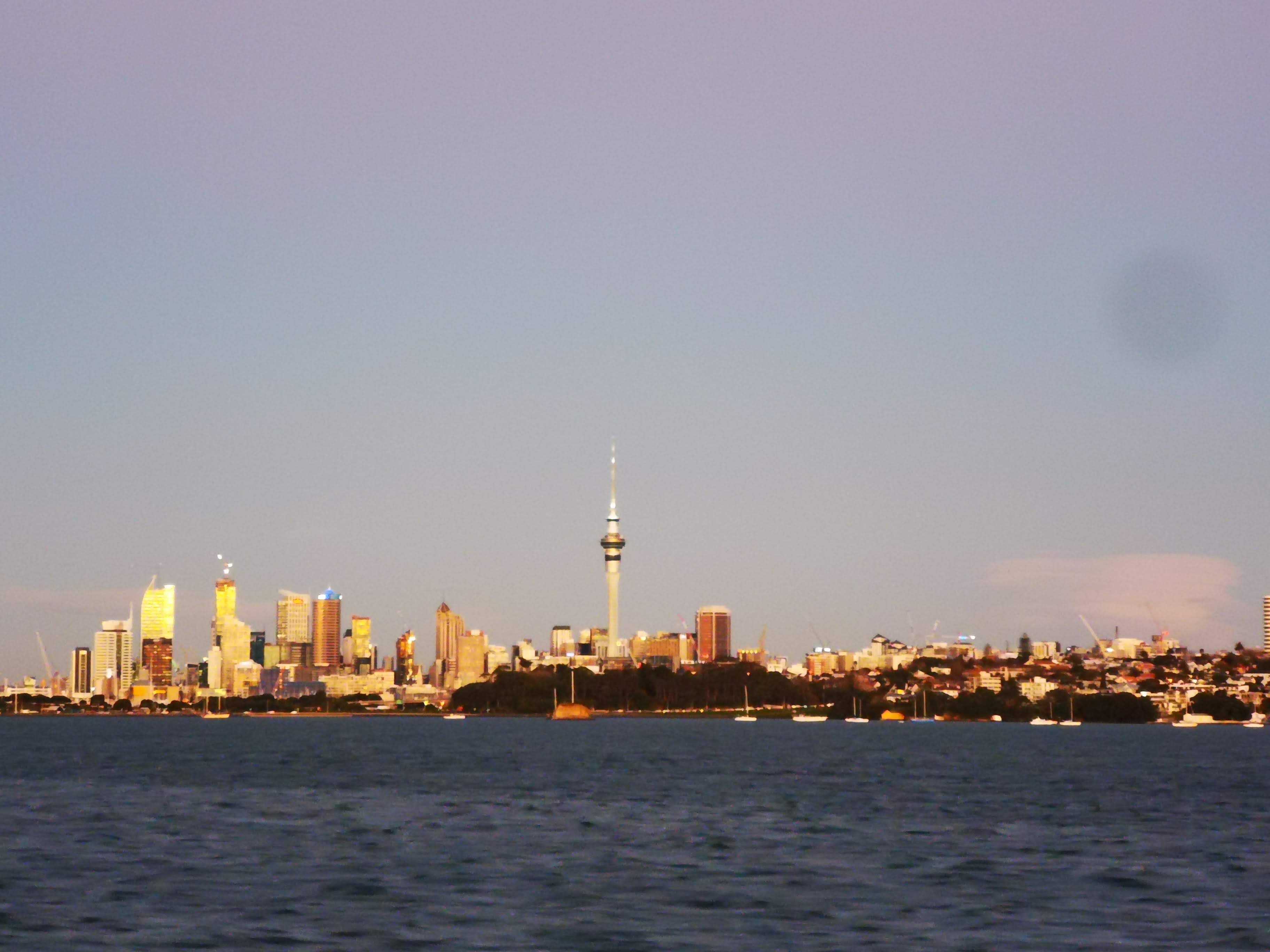 Small scenic view of Auckland