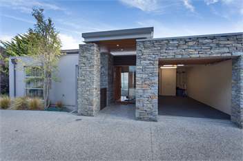 13/2 Poole Lane at Rangatira - Queenstown