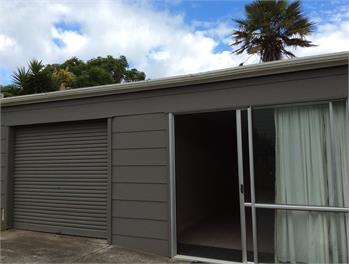 'Seabreeze' Waihi Beach Bach ** Superb location ~ Comfort ~ Relaxing ** - Waihi Beach