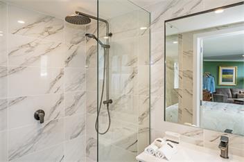 Kupe Suite - Bayview Valley Lodge - Whitianga
