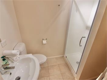 Kimberley Two - Nelson Waterfront Apartment - Nelson