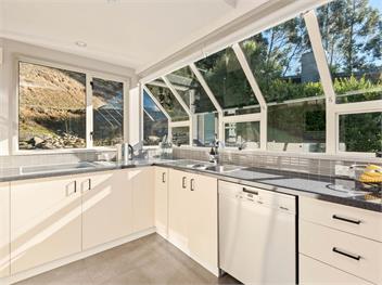 Wakatipu Views (Bachcare) - Queenstown