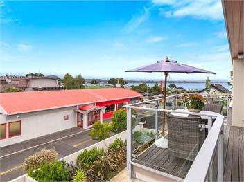 Relax on Roberts (Bachcare) - Taupo Central