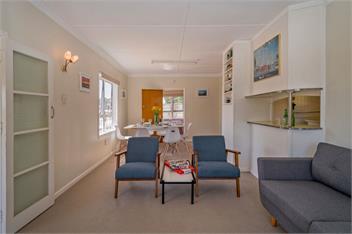 Sun Seeker Bach (Bachcare) - Cooks Beach