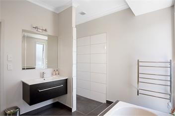 Sky Blue Retreat (Bachcare) - Waihi Beach
