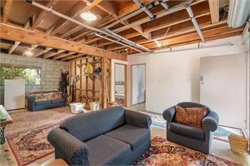 Goodall Crib (Bachcare) - Wanaka