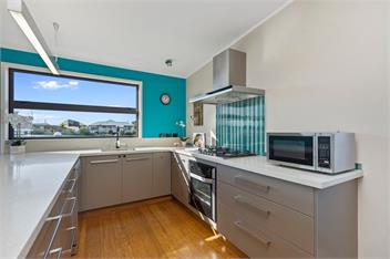 Maranui BeachSide Retreat (Bachcare) - Mt Maunganui