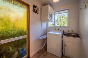 Woodills Wonderland (Bachcare) - Akaroa