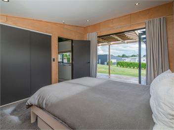 The Little Bach at Whangapoua - Whangapoua