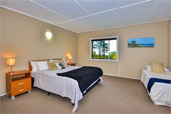MAHIA Peninsula,HawkesBay,Mahanga Beach - Mahia