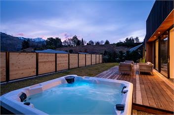 Luxury Fern Burn Retreat, Wanaka - Wanaka