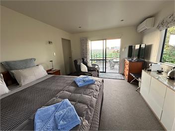 Bluebell Studio Unit in Orchard Location - Hastings