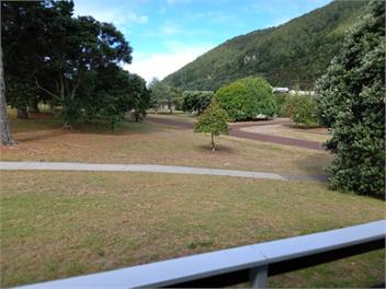 Lovely Lockwood bach in a quiet Pauanui street - Pauanui