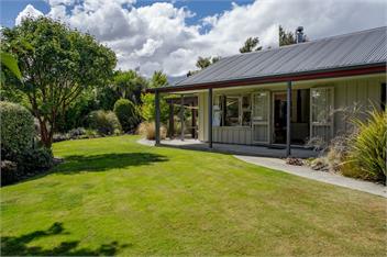 Lake Hawea Hideaway (Bachcare) - Lake Hawea
