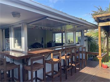 NEW TO THE HOLIDAY MARKET - Waihi Beach