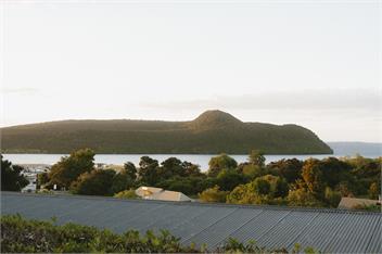 Ali’s Lake View - Turangi