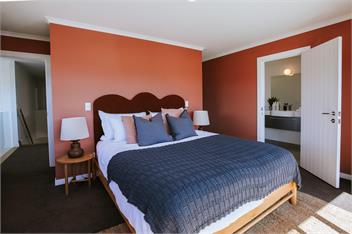 Penshurst | Sleeps 8 | Spa Pool - Wanaka