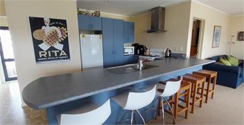 A POPULAR HOLIDAY SPOT ON LINTON - Whangamata