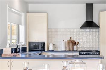 Helmstead Cottage (Bachcare) - 