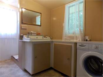 Orchard View Cottage:- Close to the beaches but away from the crowds. - Nelson
