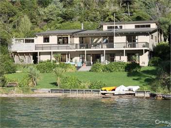 Matuku - Picton