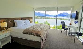 Spectacular Panoramic Views 4 Bedroom House - Queenstown