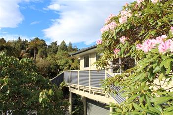 LAKE KANIERE RETREAT - Kokatahi near Hokitika