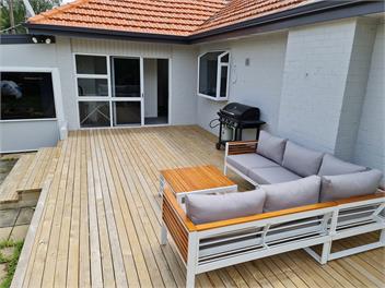 J&L Holiday House - Hamilton