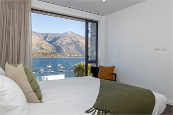 Spinnaker Marina Apartment 5 - Wanaka