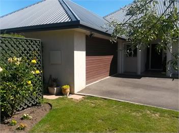 Summer Retreat (Bachcare) - Blenheim