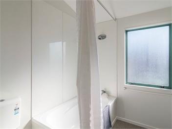 Beachfront Getaway (Bachcare) - Waikanae Beach