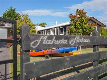 Mahuta Maison (Bachcare) - Five Mile Bay