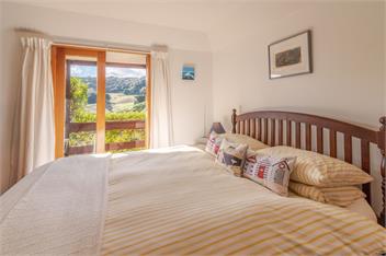 Pointers (Bachcare) - Akaroa