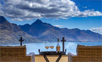 Lake View Retreat - Queenstown