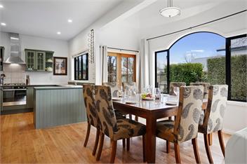 Kokomea House (Bachcare) - Wanaka