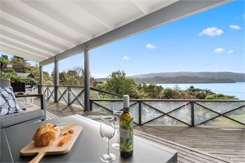 Splendour on Spencer (Bachcare) - Lake Tarawera
