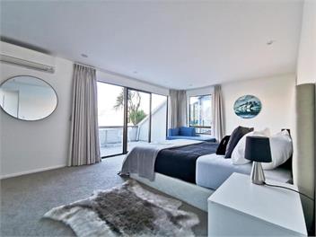 Lakeview Queenstown Holiday Home - Queenstown