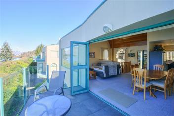 Frankton House (Bachcare) - Queenstown